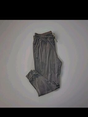 Under Armour Women's  Athletic Joggers Size XL
